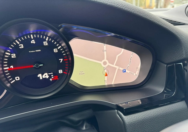 Porsche Cayenne cena 299000 przebieg: 87000, rok produkcji 2019 z Poznań małe 352